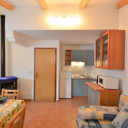 Denise - Mdn125 By Interhome